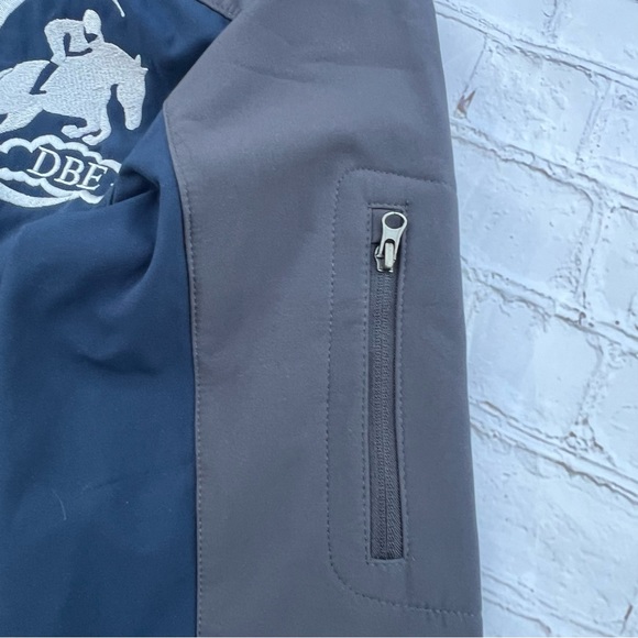 Ladies Custom embroidered zippered jacket (size Small) - Picture 11 of 16